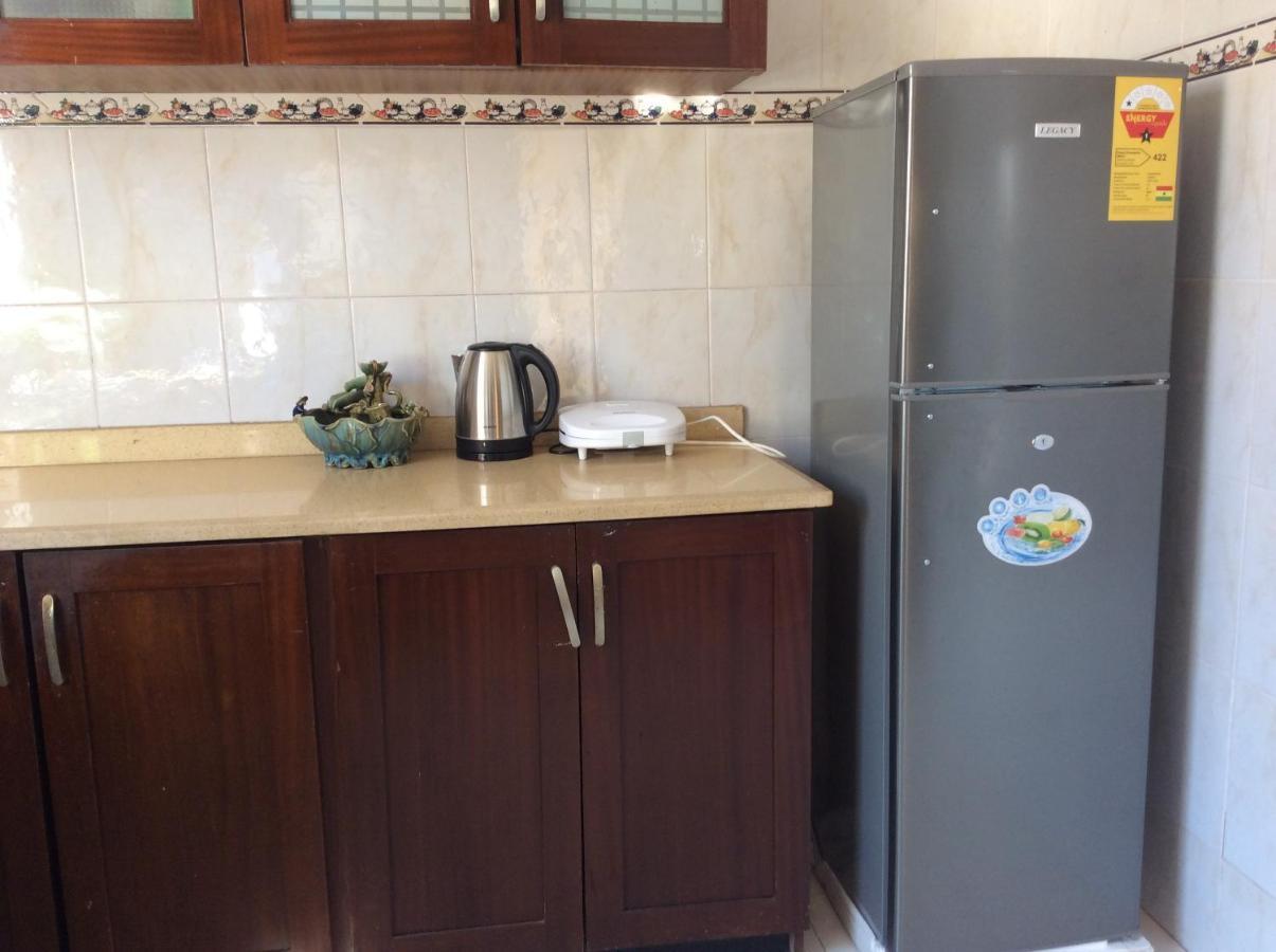 East Airport Suites4 -Private Room Accra Luaran gambar