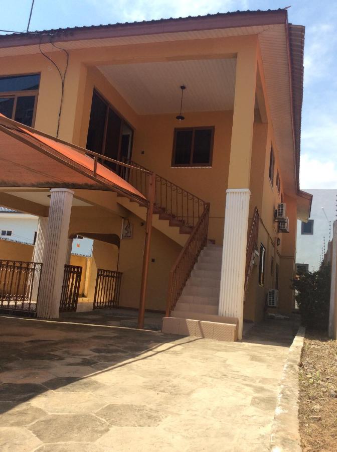 East Airport Suites4 -Private Room Accra Luaran gambar